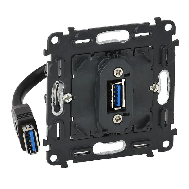 Legrand Einsatz 753082 USBDOSE+KABEL