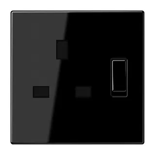 Jung Abschaltbare Steckdose, British Standard, 13 A 250 V ~, Schraubklemmen BS 1363-1, 4 mm2, ohne Krallen, SAFETY+ LS3171SW
