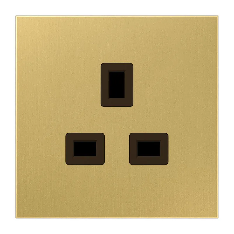 Jung Steckdose, 13 A 250 V ~, Schraubklemmen BS 1363-1, 4 mm2, ohne Krallen, SAFETY+, Messing, Serie LS, Messing cl ME3521C