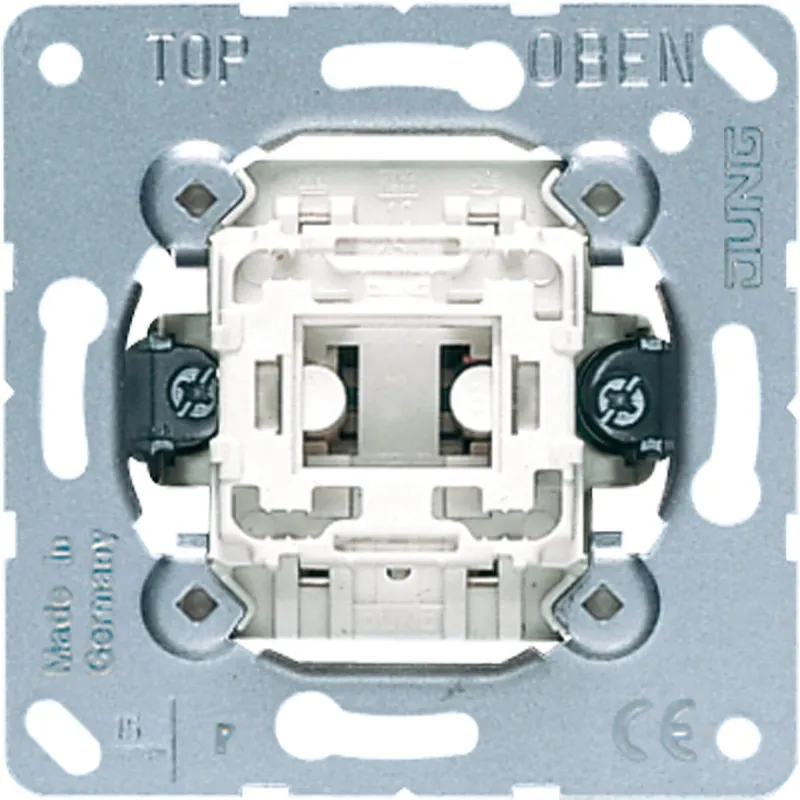 Jung Krallenhalter 49
