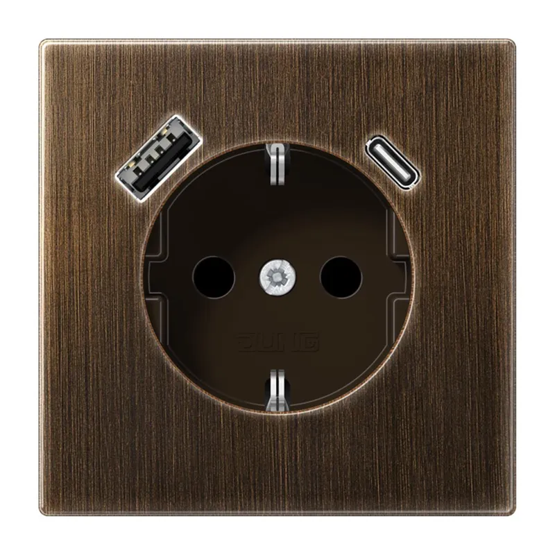 Jung SCHUKO Steckdose 16 A 250 V ~, mit USB-Ladegerät 1 x Typ A + 1 x Typ C, SAFETY+, Serie LS, Messing antik ME1520-15CAAT