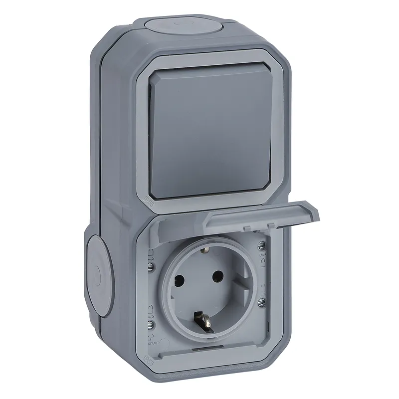 Legrand Steckdose SCHUKO 069746L Plexo New