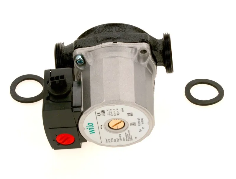 Junkers Ersatzteil 87183102450 Pumpe 25/6