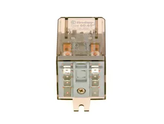 Junkers Ersatzteil TTNR: 87290105530 Relais