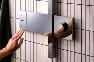 Hansgrohe Showerpipe Raindance Alive Q 210/340 1jet mit Thermostat chrom – Bild 4
