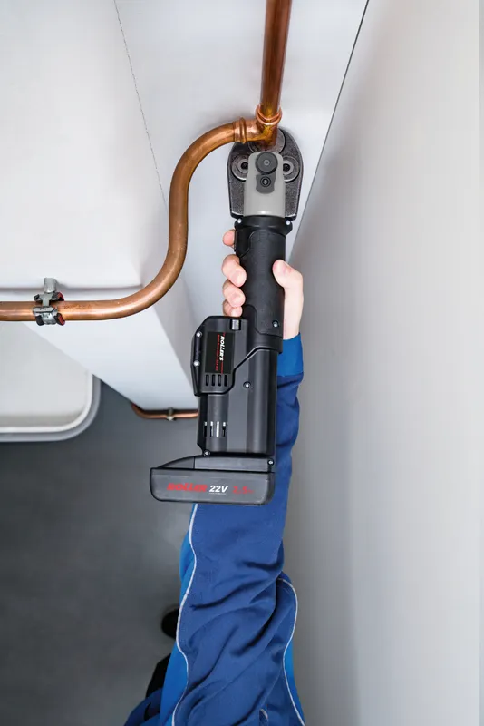 ROLLER'S Multi-Press Mini S 22V ACC Basic-Pack/P im Stahlblechkasten